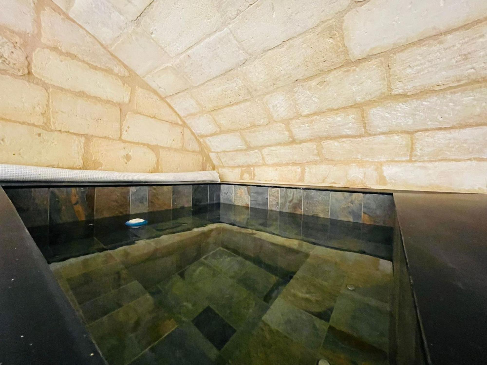 Loft Bordelais Apartment บอร์โด ภายนอก รูปภาพ