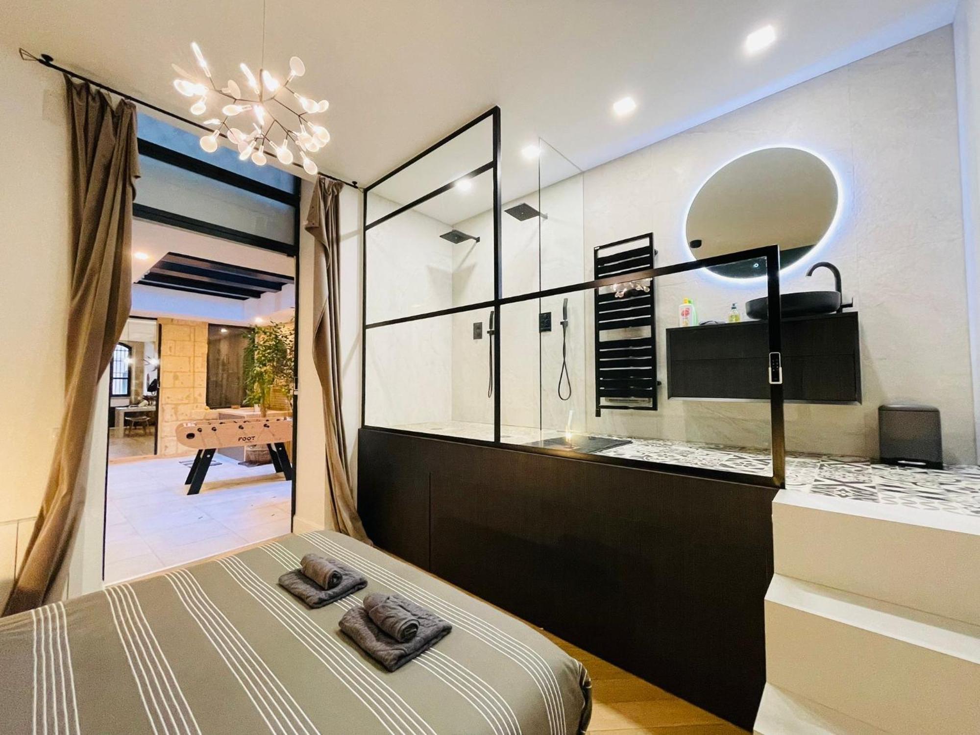 Loft Bordelais Apartment บอร์โด ภายนอก รูปภาพ