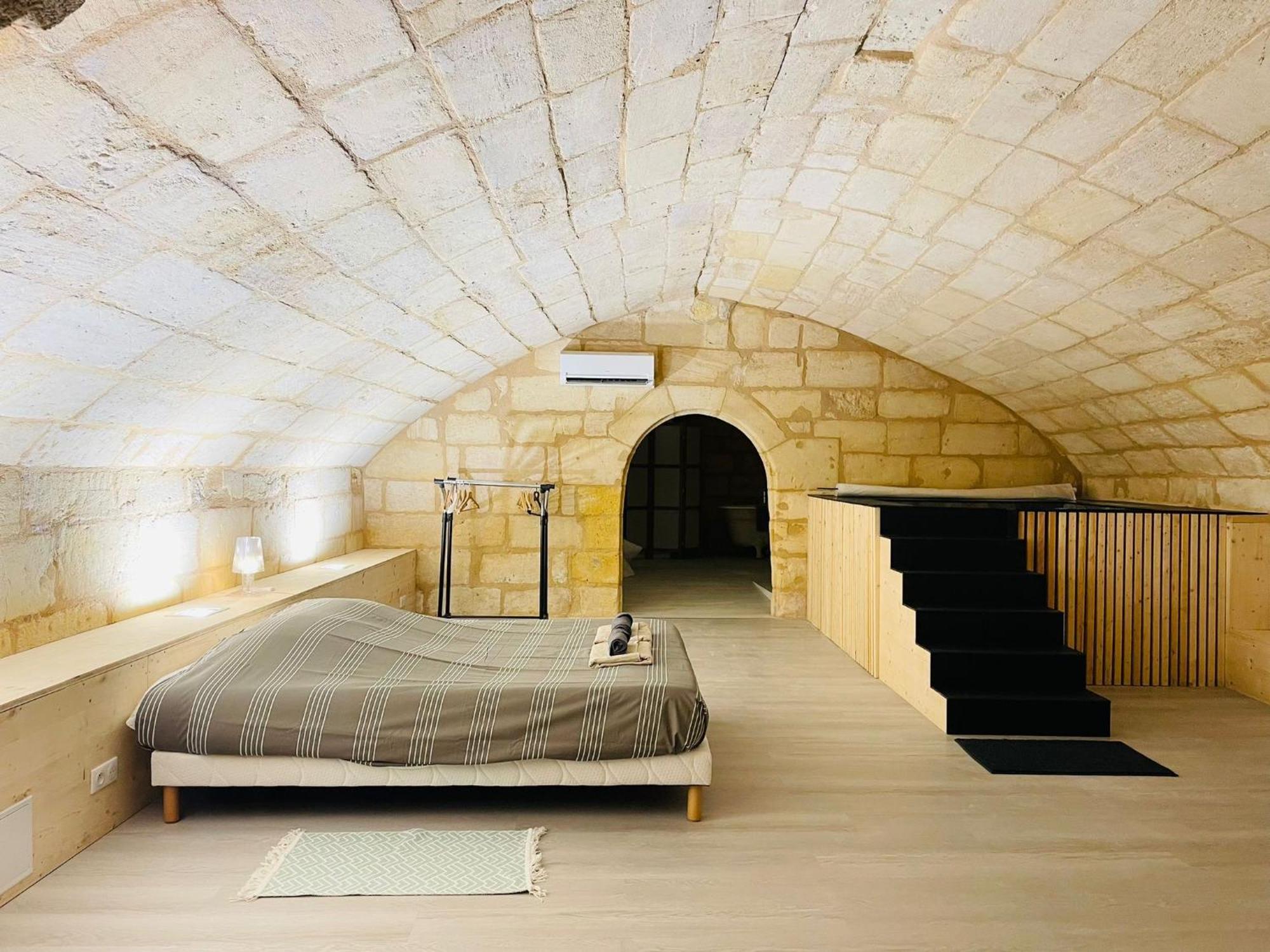 Loft Bordelais Apartment บอร์โด ภายนอก รูปภาพ